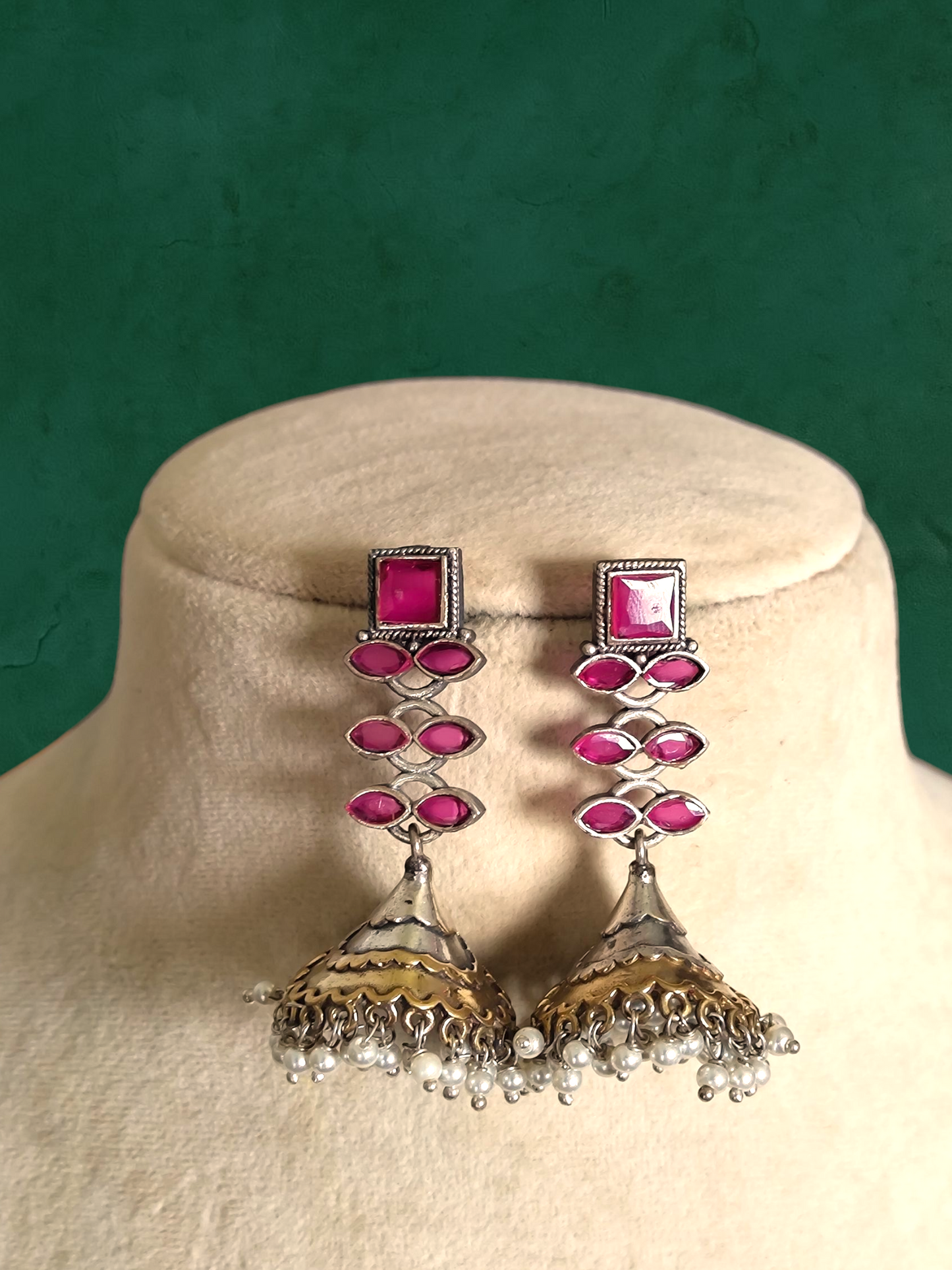 Gulaab dual tone statemnet jhumka