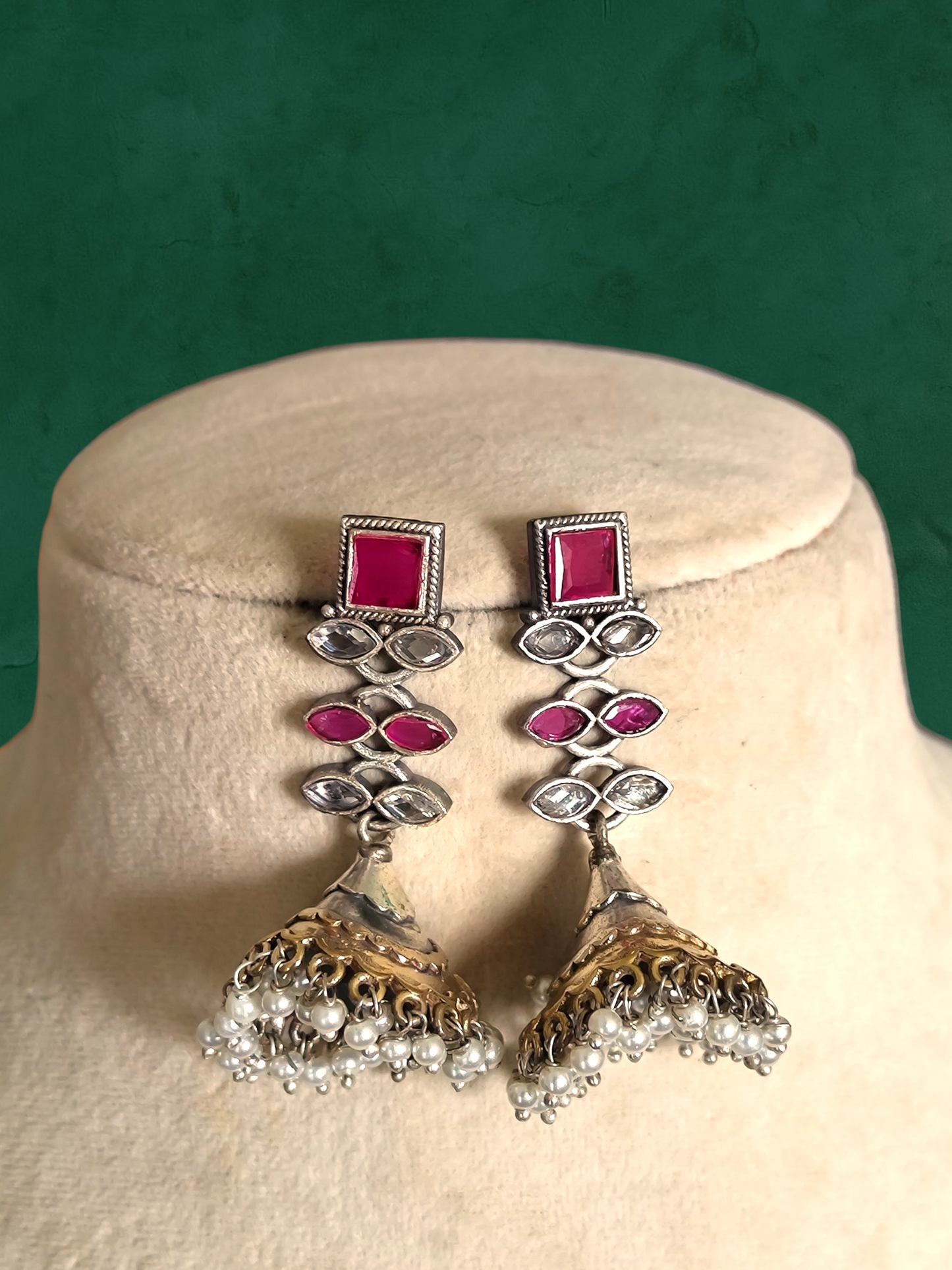 Gulaab dual tone statemnet jhumka