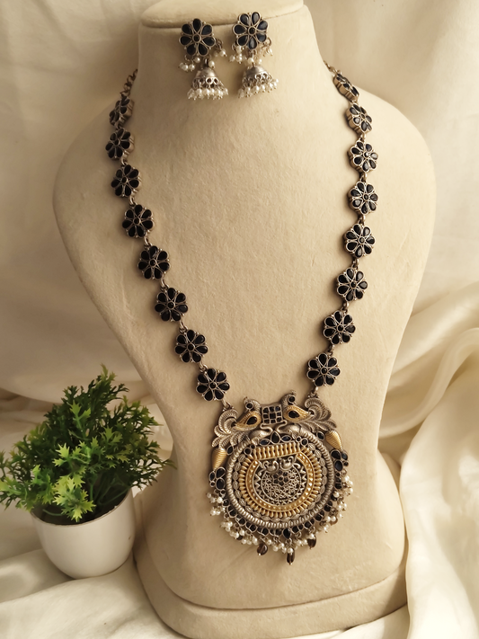 Sharvani – Floral Temple Heritage Neckpiece