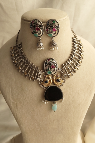 Iravati dual tone statement set