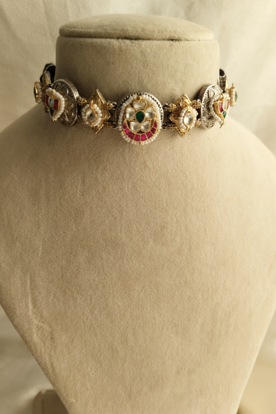 Amaya fusion choker set