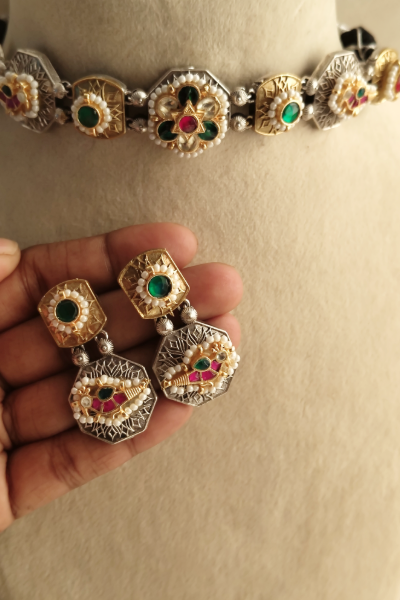 Anvika statement choker