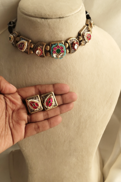 Aaranya Fusion choker set