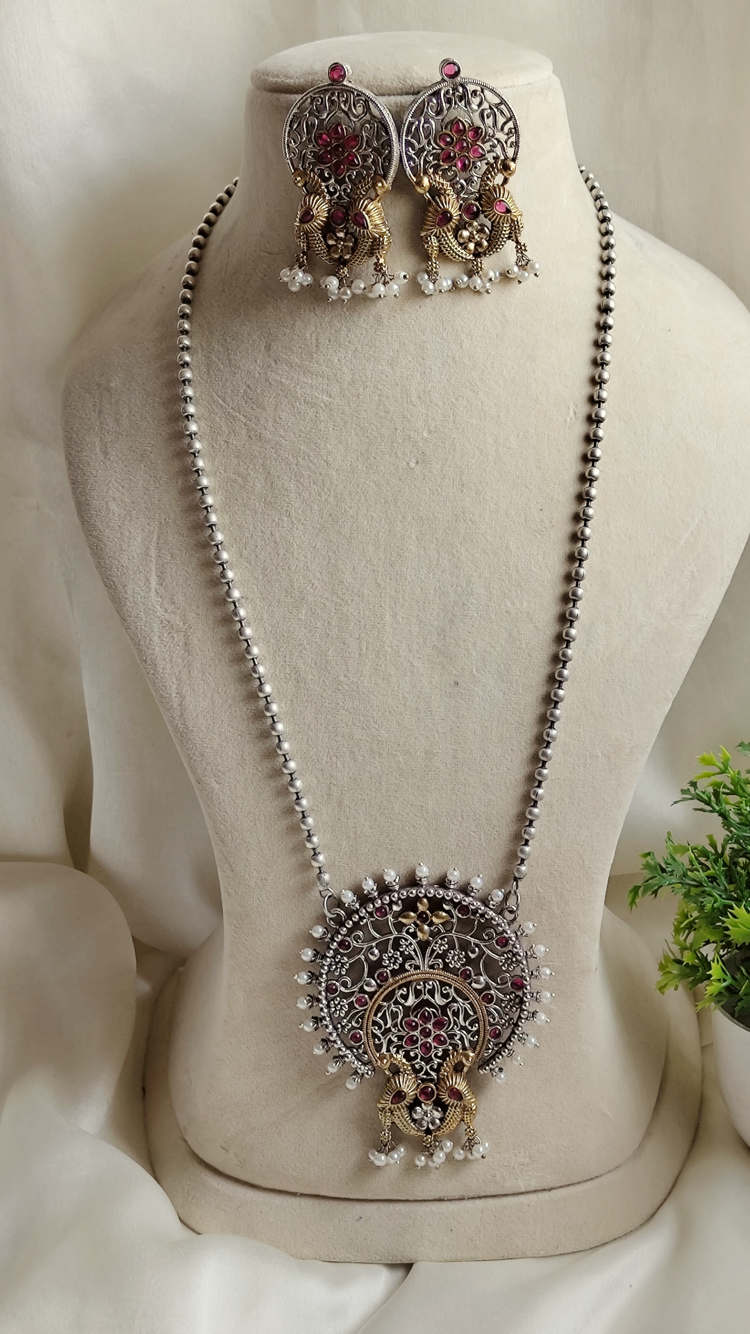 Rupika long necklace set