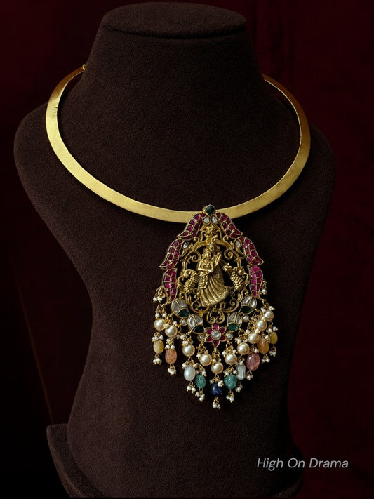 Geetika hasli with statement jadau pendant