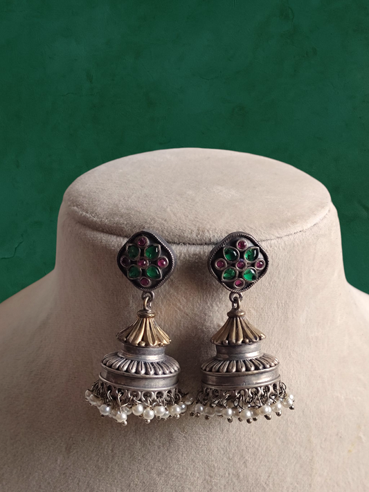 Arohi jhumka