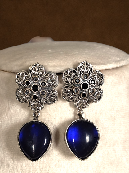 Maansi Stone dangler