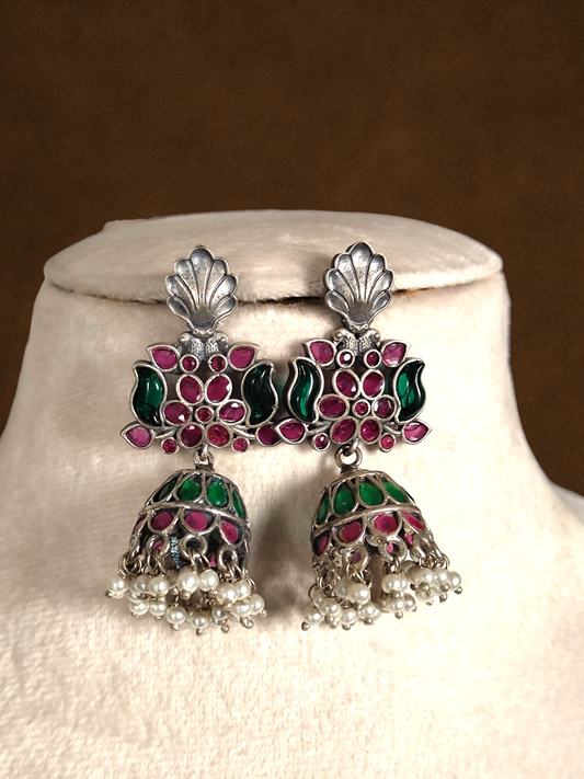 Sitara statement jhumka
