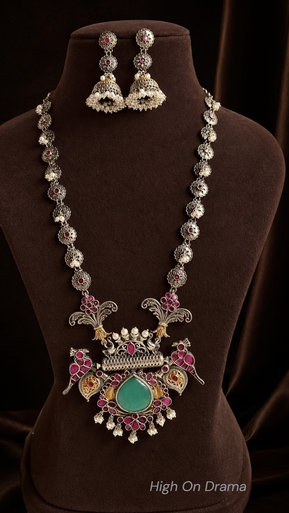 Ishitha statement dual tone set