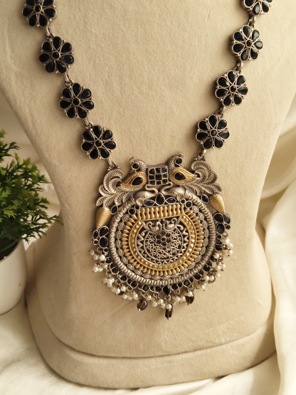 Sharvani – Floral Temple Heritage Neckpiece