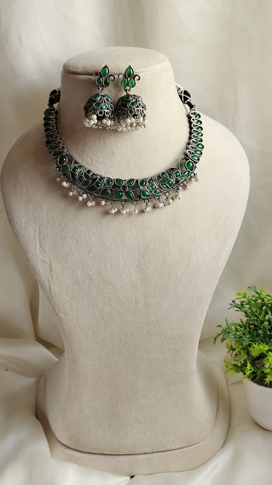 Abarnika green stone necklace set