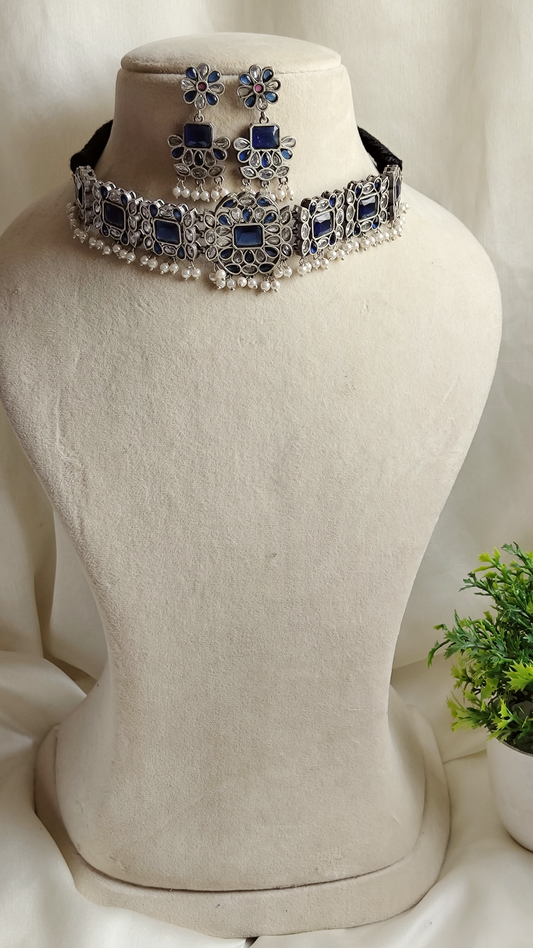 Niharika blue stone necklace set