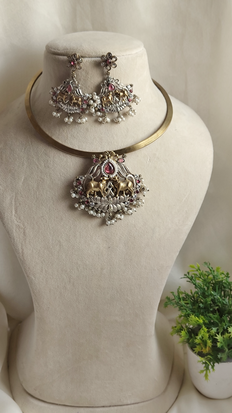 Manya statement necklace set