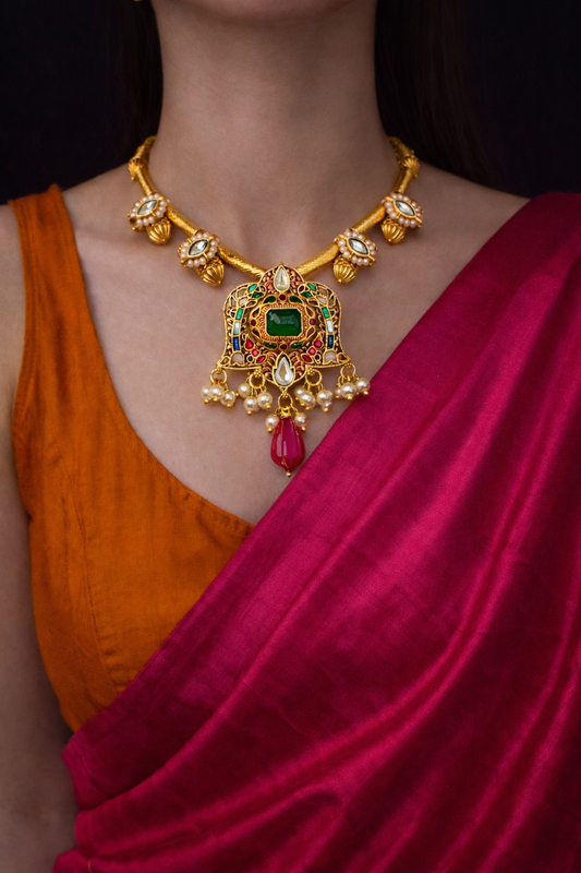 Hridaya statement necklace set