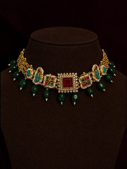 Hiranya pachi kundan fusion statement set