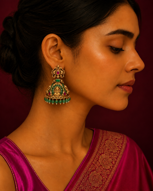 Ritu statement temple jhumka
