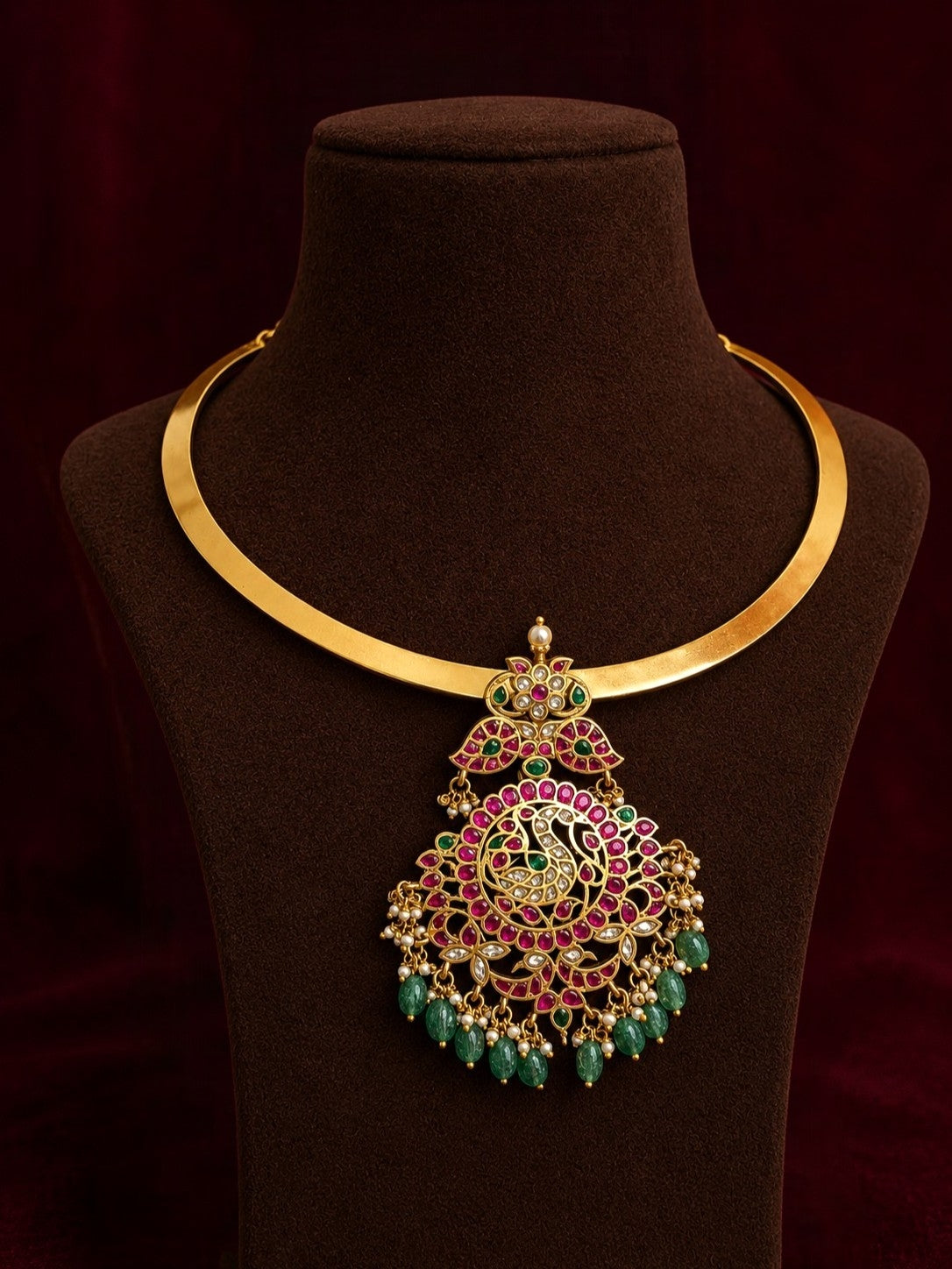 Akansha kundan pendant necklace