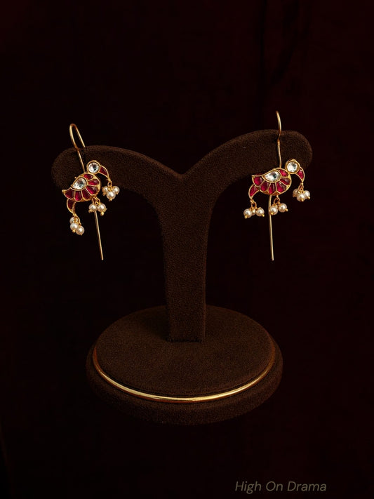Mayuri needle earcuff