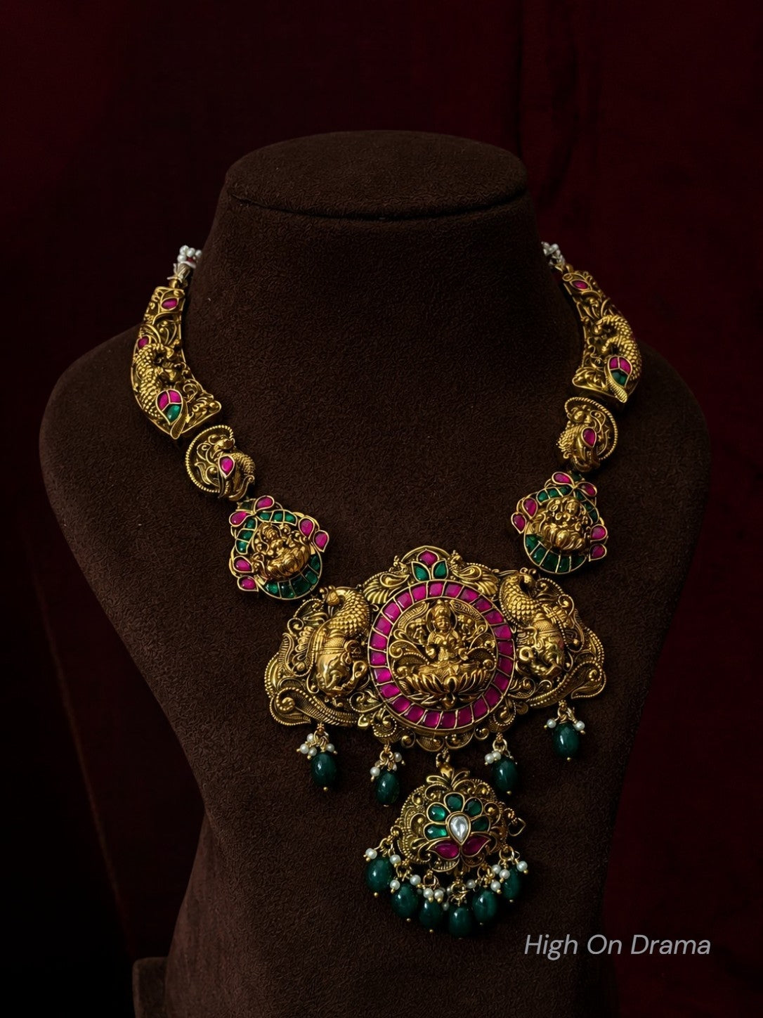 Samaira nakshi statement set
