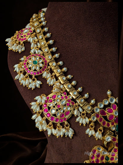 Gauri guttapulusu necklace set