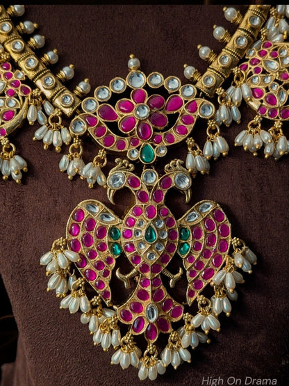 Gauri guttapulusu necklace set