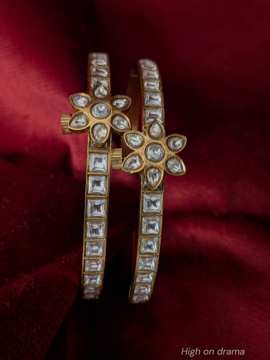 Manvi Jadau kundan adjustable bangle - White