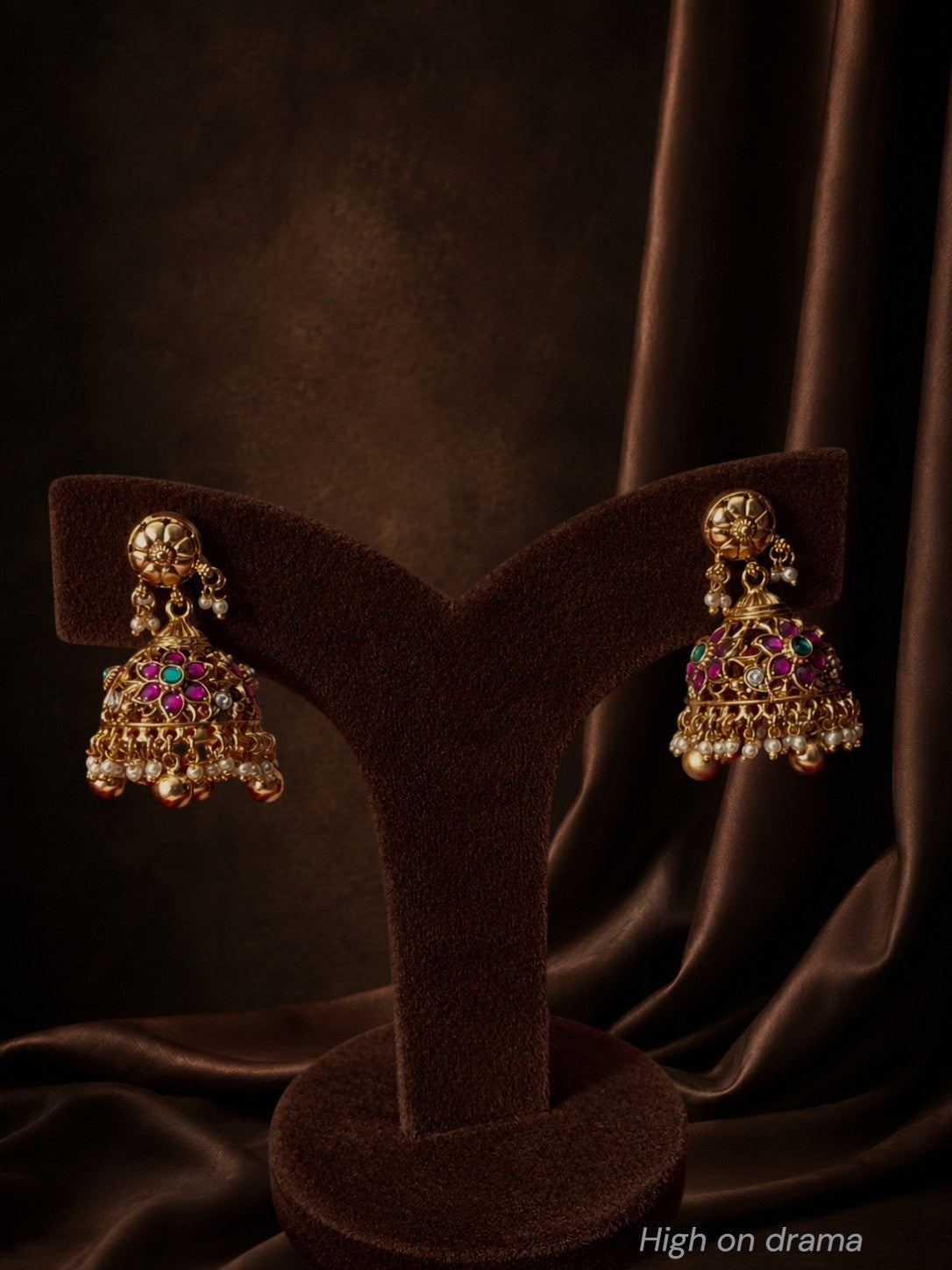 Neeraja kemp kasul mala set