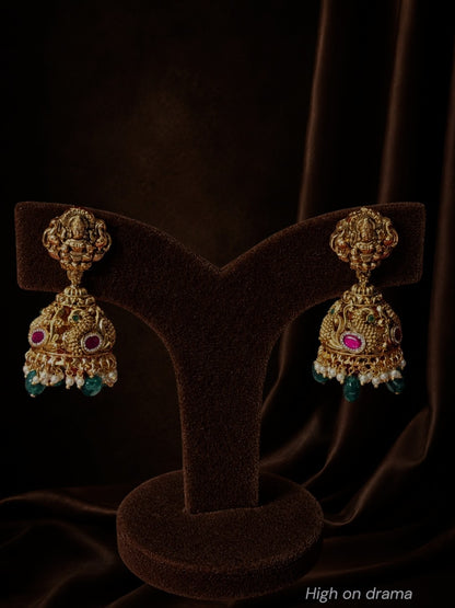 Amrapali statement nakshi hasli set
