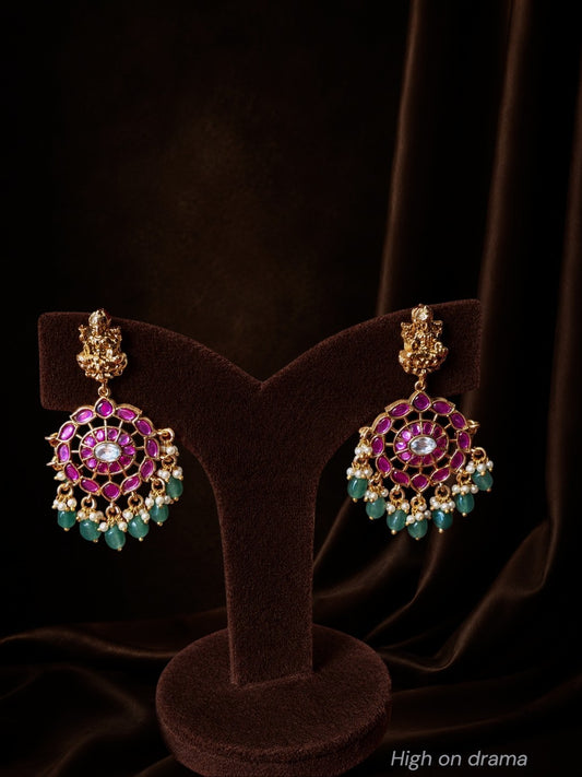 Vamika choker set
