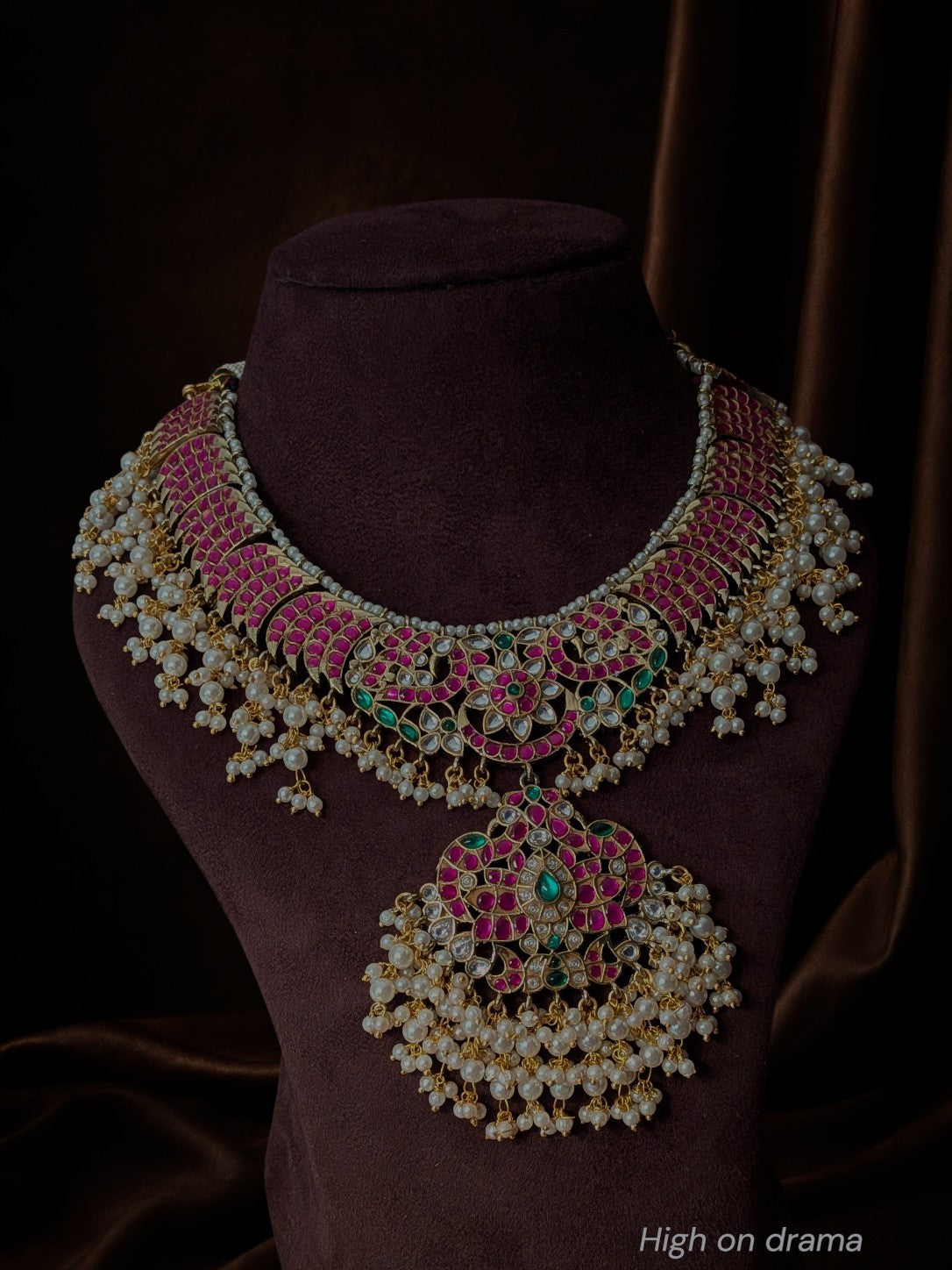 Nakshatra statement kundan set